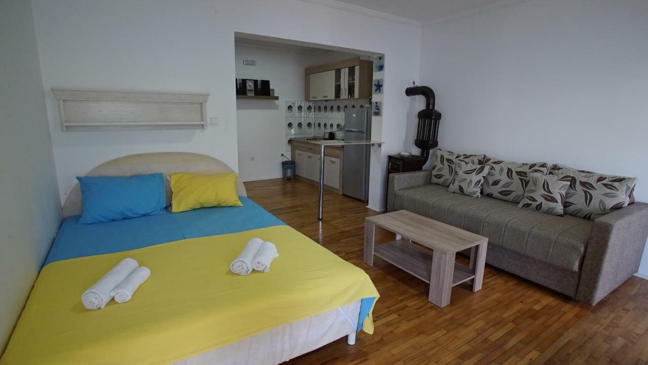 Penthouse Stoliv New Spa-Pool Villa Is Located 5M From The Sea, Exclusive Terrace,Private Jetty Wih Sunbeds, Pebble Beach, Secluded Location Total Area 375M2 At Your Disposal Kotor Bagian luar foto